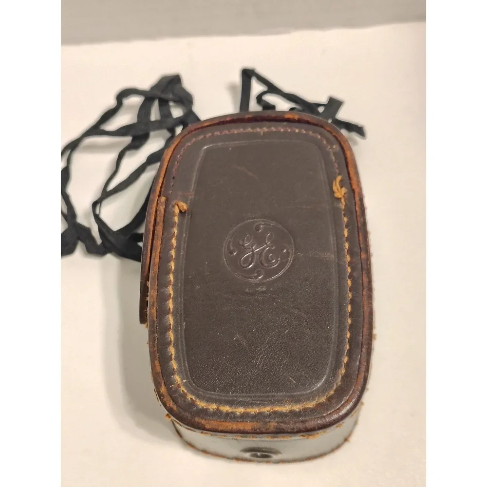 Vtg GE Light Exposure Meter Model 8DW58Y1 General Electric With Leather Case